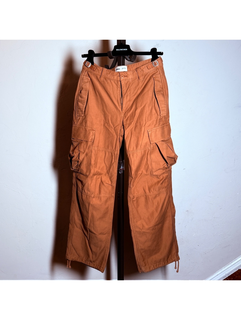 TNA Aritzia Surplus Cargo Pants in Rust Orange, Size 2